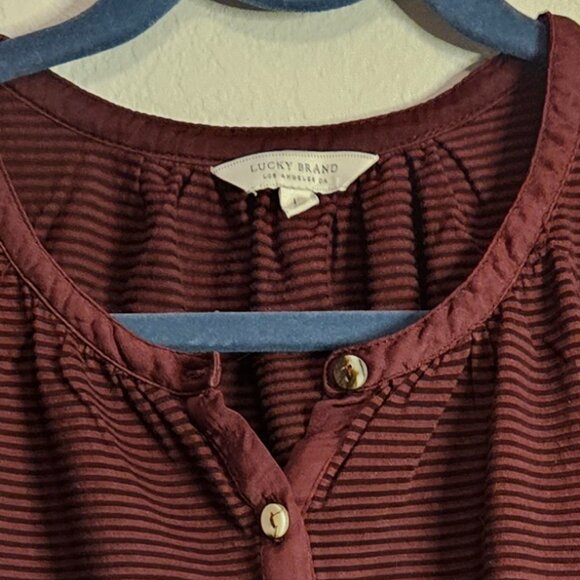 Short Sleeve - Picture 2 of 2